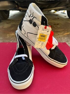 VANS x PEANUTS Joe Cool Sk8-Hi Shoes